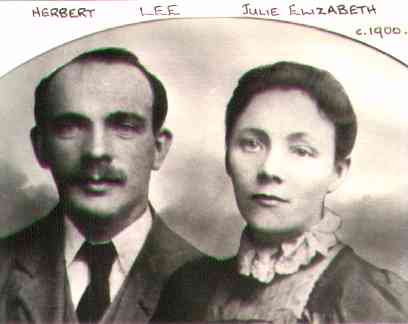 Herbert&JuliaLee@~1900.jpg (10584 bytes)